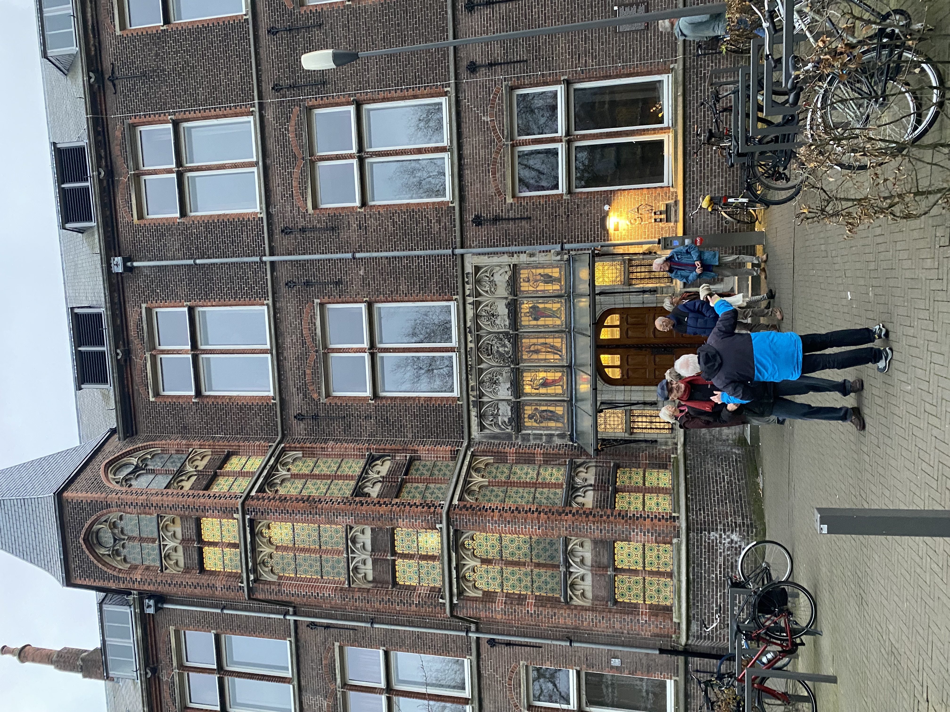 Voorzijde aan de kanaalweg